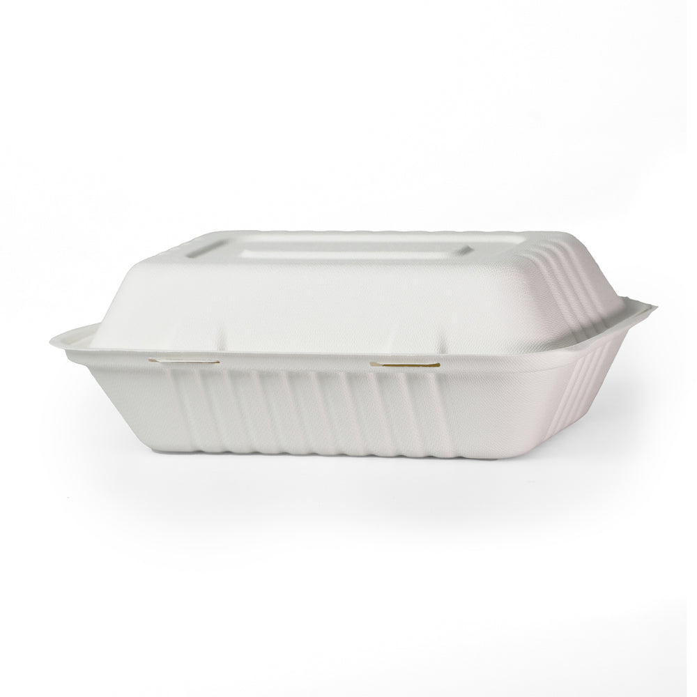 Packaging Wise 9x6 bagesse food box closed view — durable, white design, sold as 1 pack of 250 pieces. Ideal for transporting hot or cold dishes securely and sustainably. Order now!
