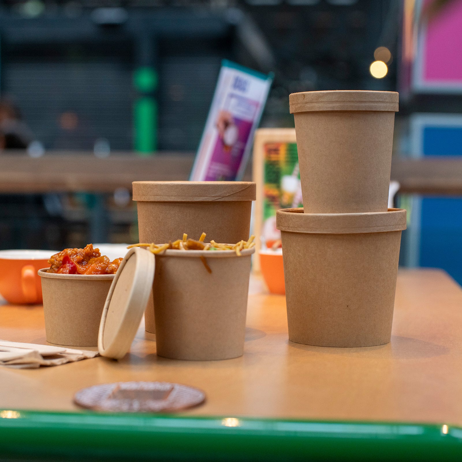Kraft paper soup cup – base and side detail