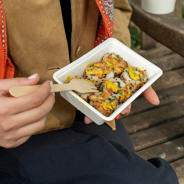 6.5" x 4" White Bagasse Food Tray (1 x 500)