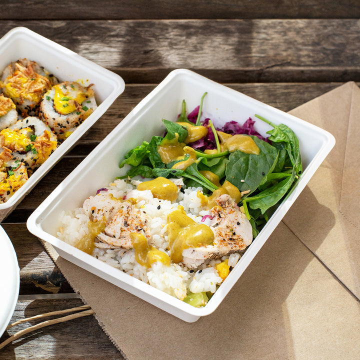 8" x 5.7" White Bagasse Food Tray (1 x 500)